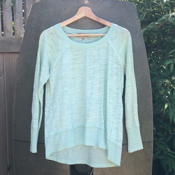 Green Long Sleeve Size Small - Picture 1 of 7